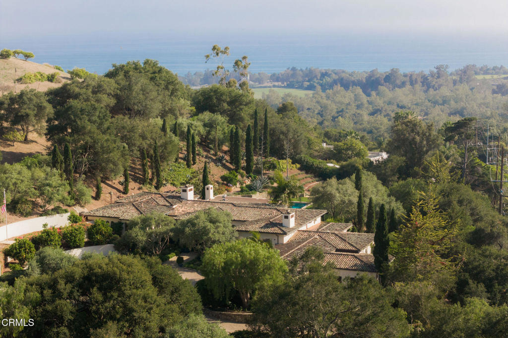 420 Toro Canyon Road Property Photo 2