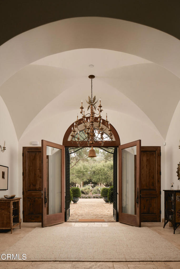 420 Toro Canyon Road Property Photo 6