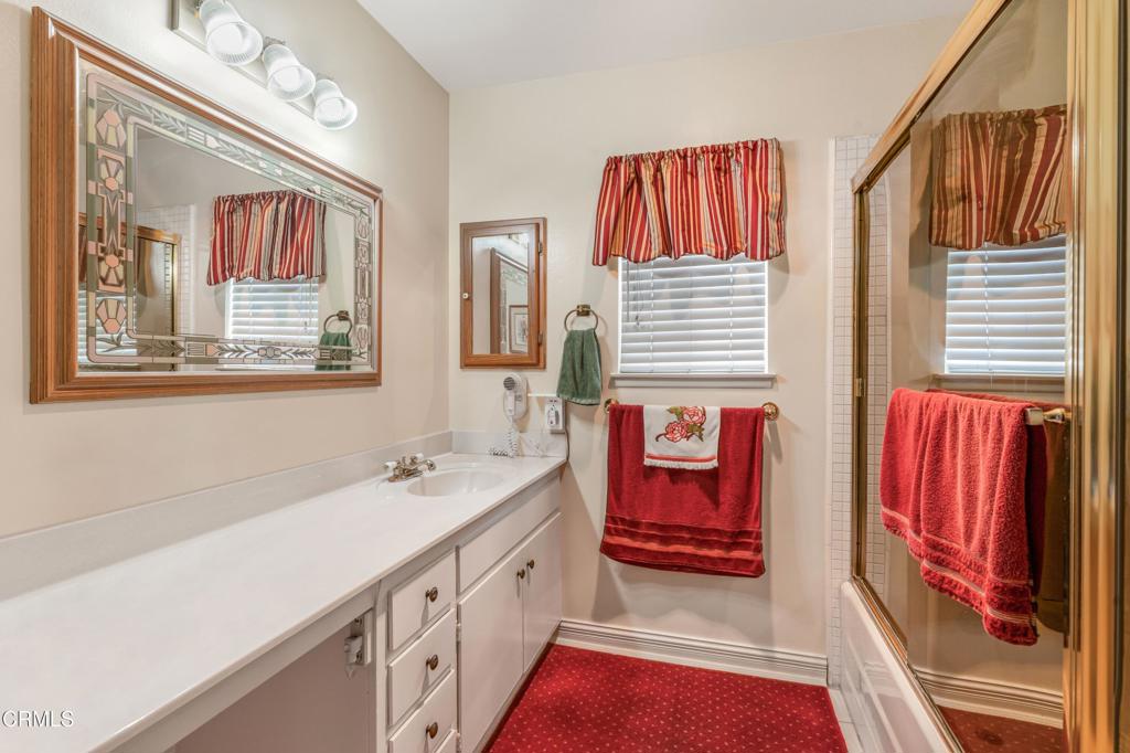 138 E Elfin Green Property Photo 16