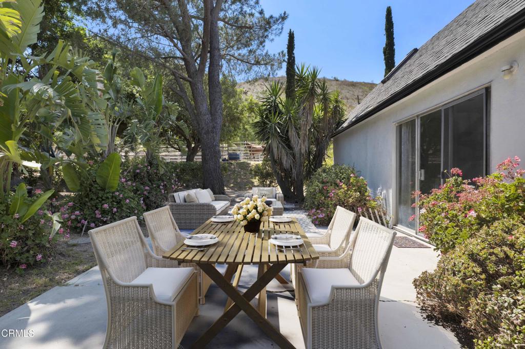 7905 Balcom Canyon Road Property Photo 5