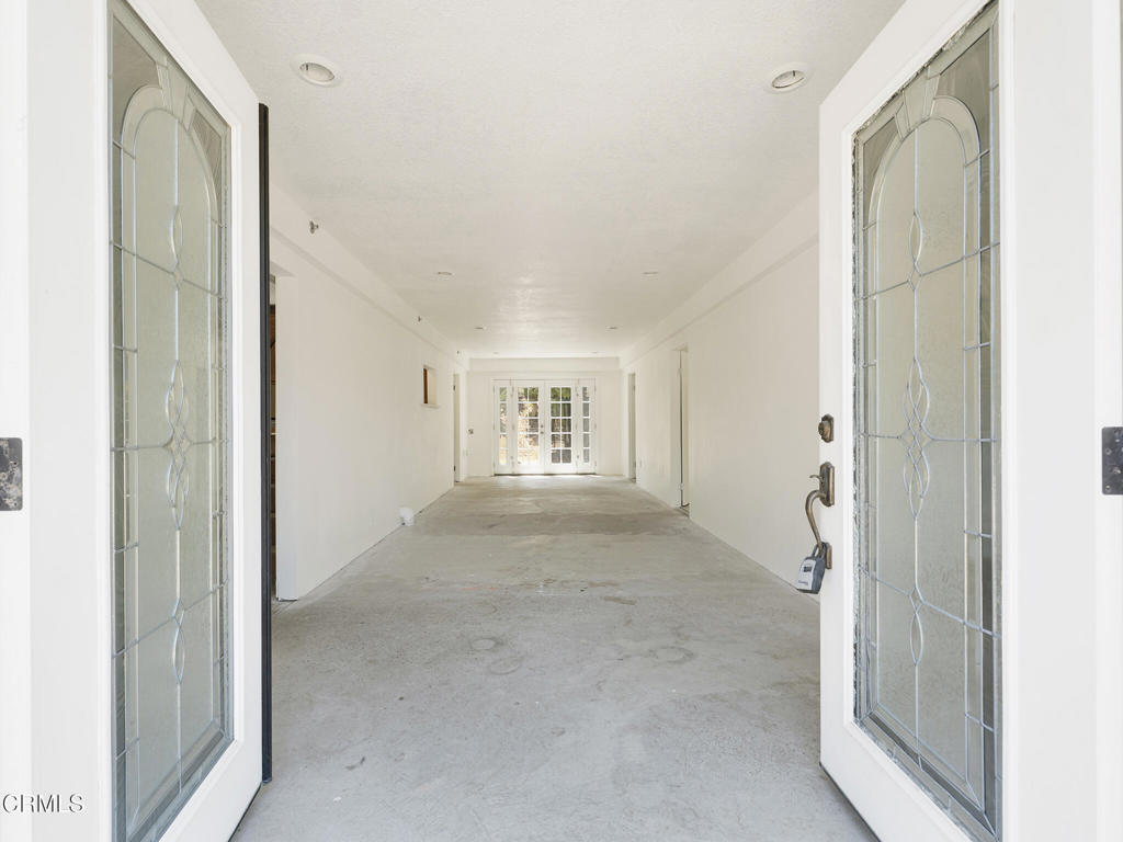 7905 Balcom Canyon Road Property Photo 9