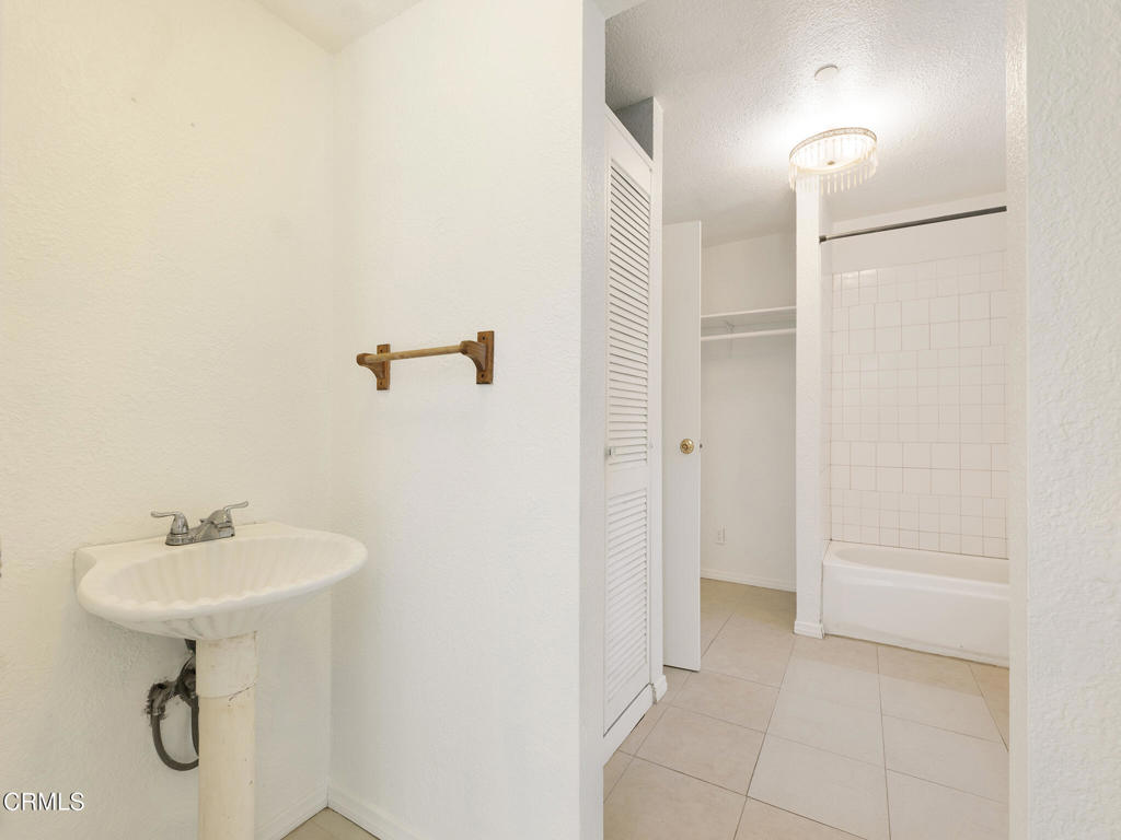 7905 Balcom Canyon Road Property Photo 27