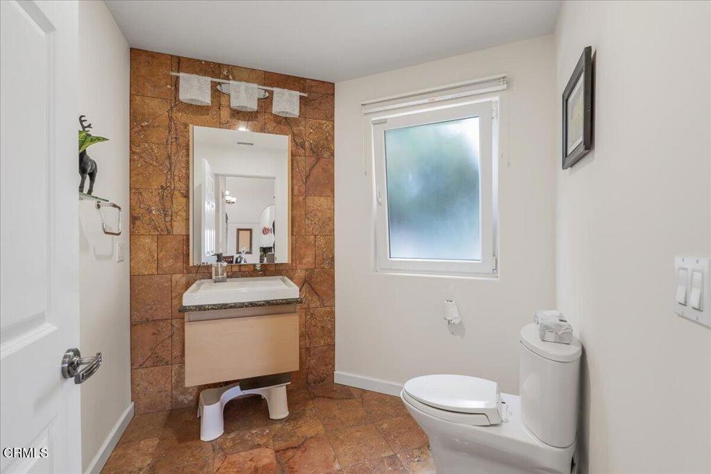 579 Glade Drive Property Photo 37