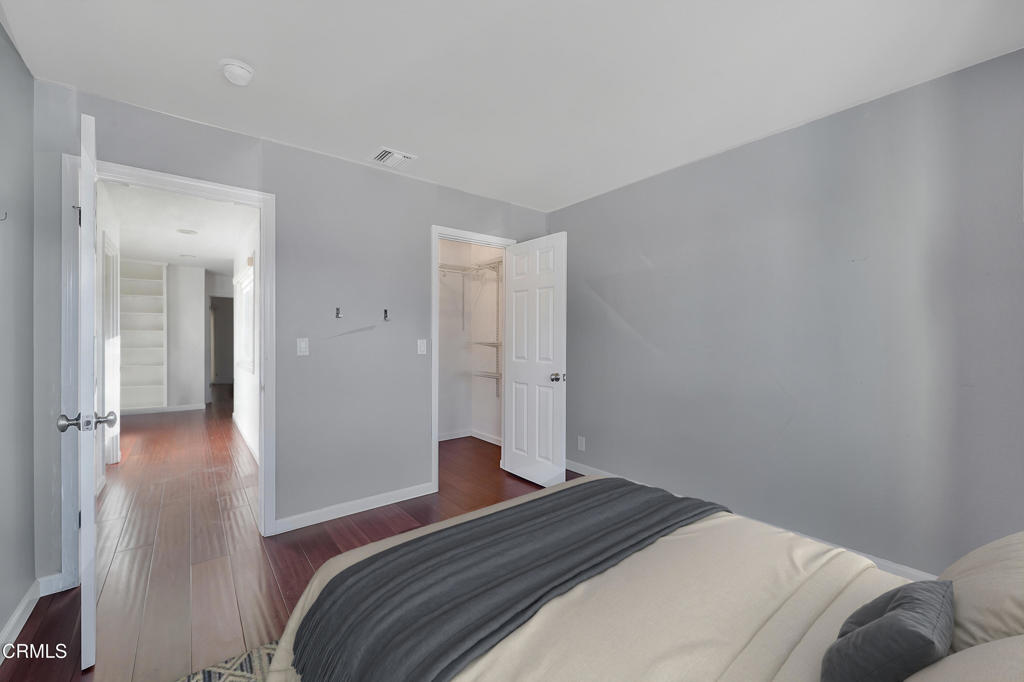 2010 Kingsbridge Way Property Photo 25