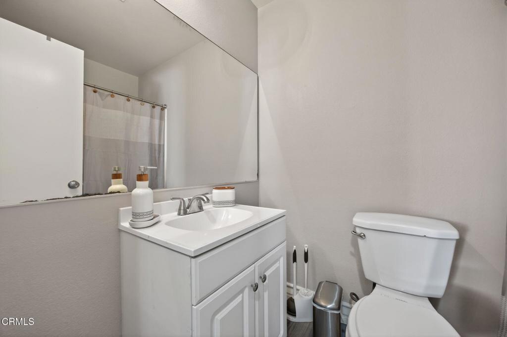 646 River Street D Property Photo 19