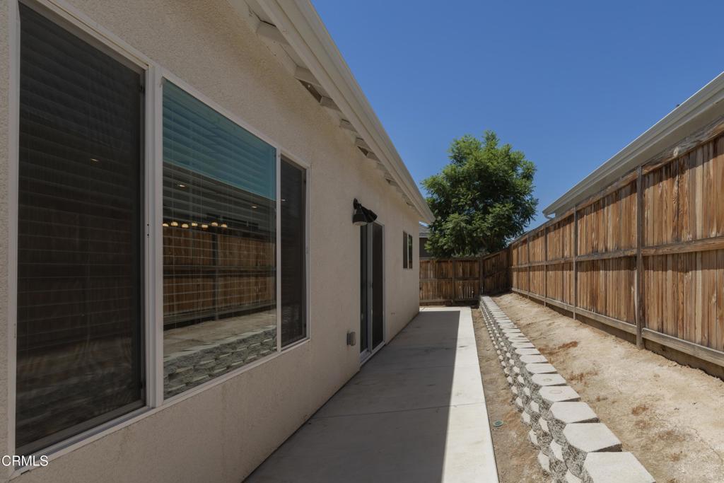 9706 Amberdale Way Property Photo 29