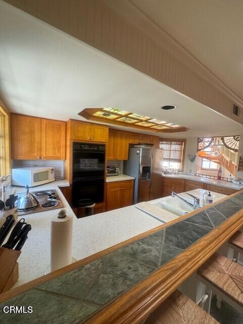945 Sharon Lane Property Photo 12