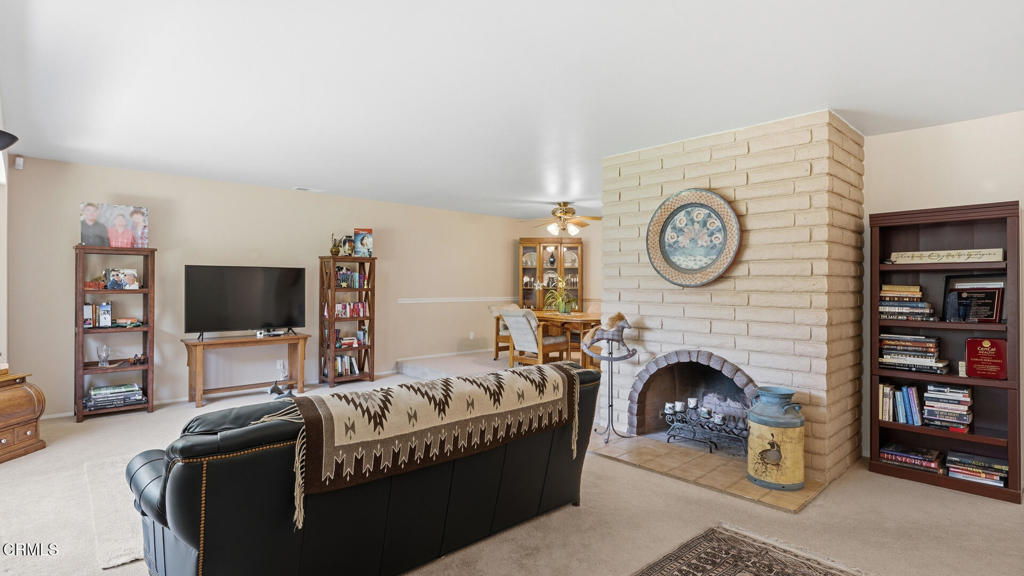 1940 Viborg Road Property Photo 6