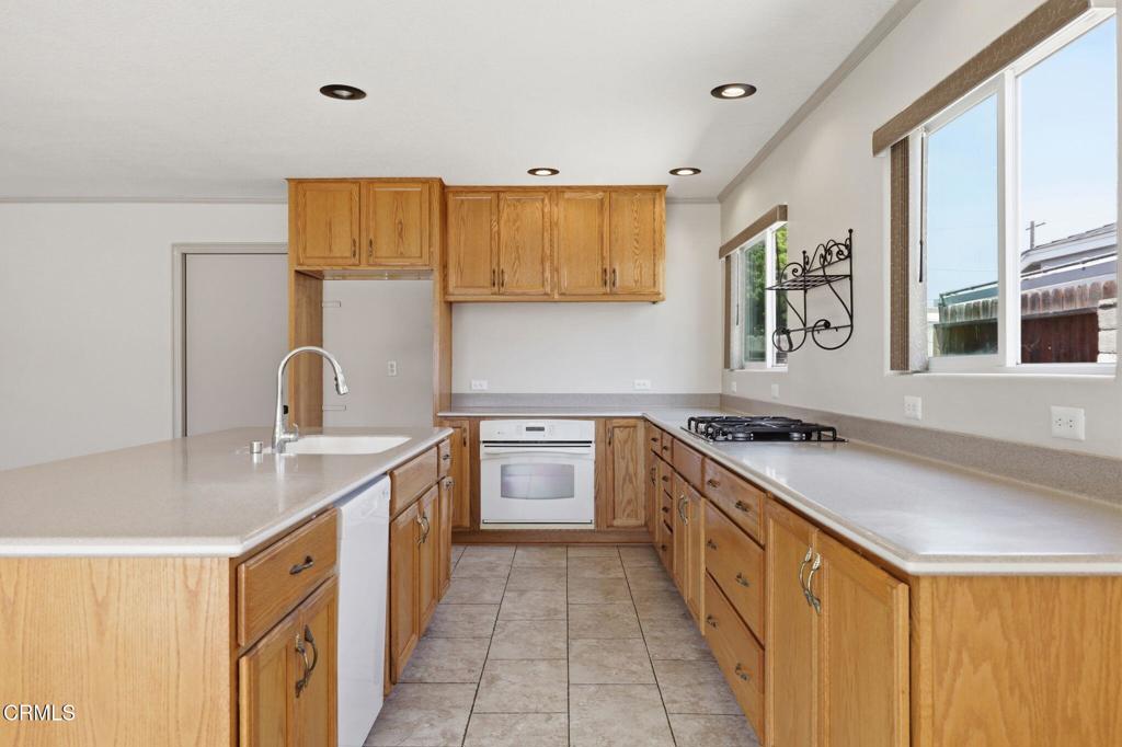 482 Mackay Avenue Property Photo 15