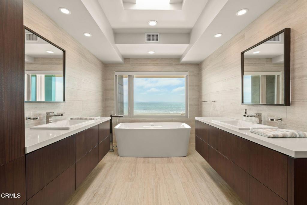 827 Mandalay Beach Road Property Photo 33