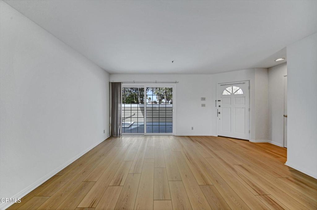 2831 Harbor Boulevard Property Photo 5
