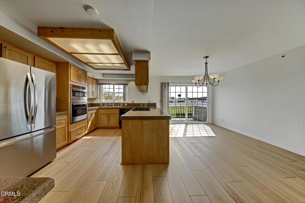 2831 Harbor Boulevard Property Photo 11