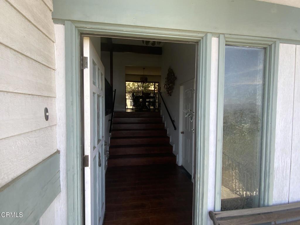 377 N Loop Drive N Property Photo 3