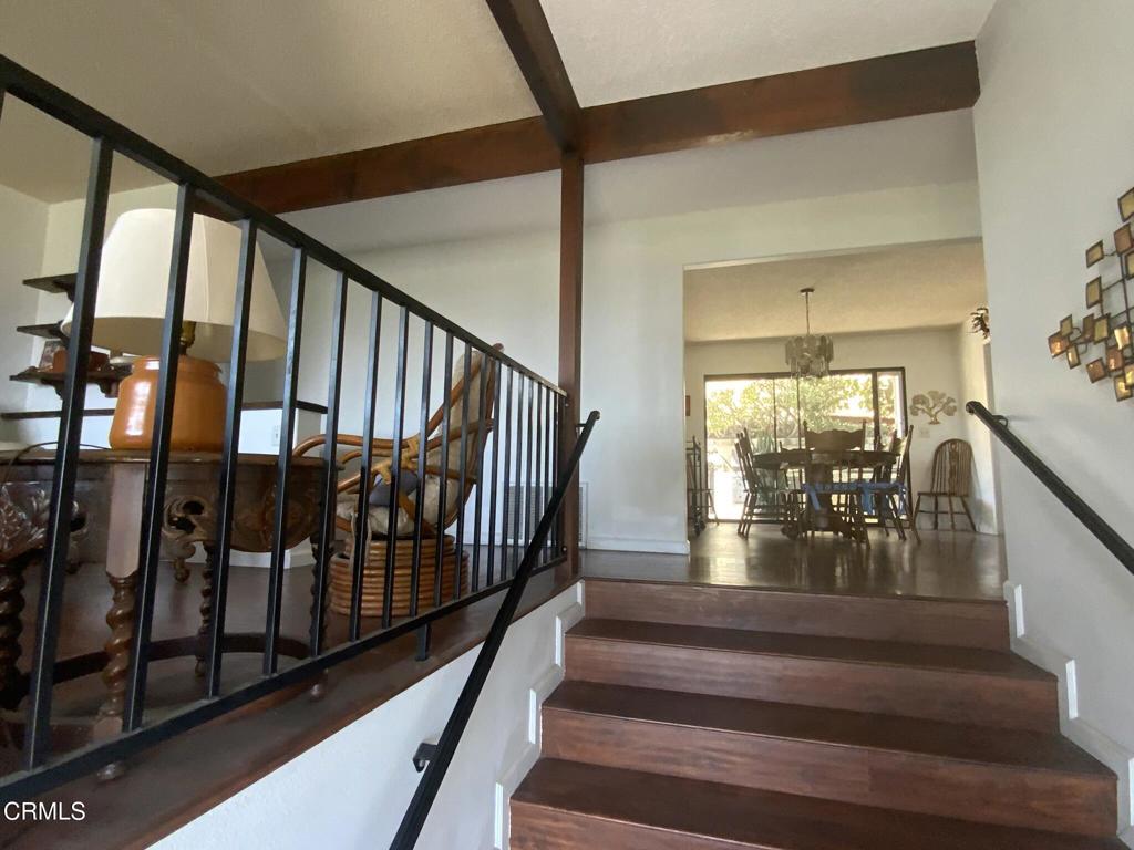 377 N Loop Drive N Property Photo 4