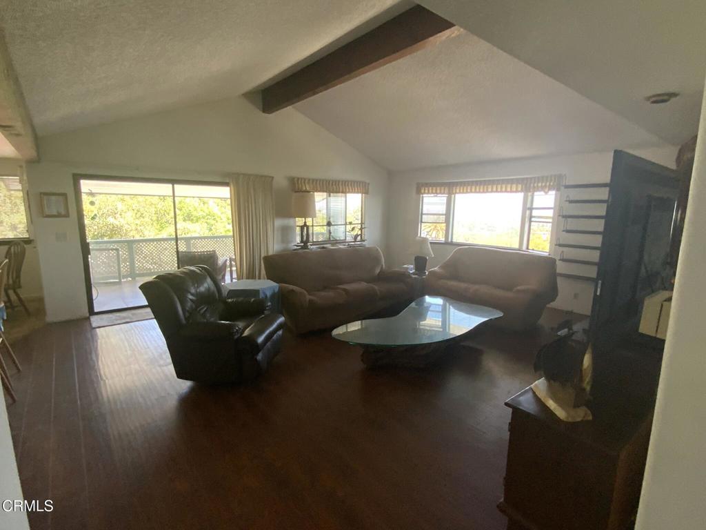 377 N Loop Drive N Property Photo 5