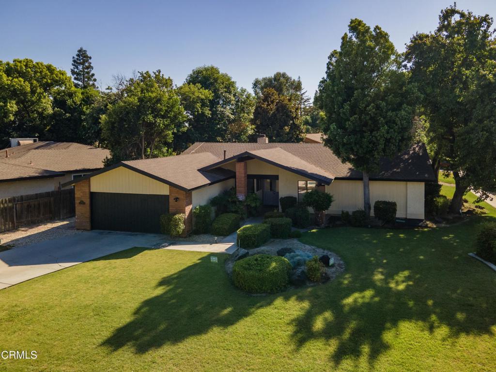 2601 Barrington Street Property Photo 43