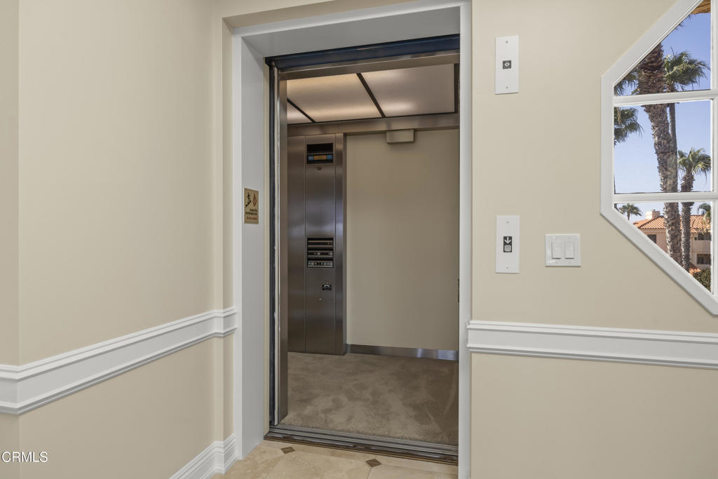 4252 Harbour Island Lane Property Photo 7