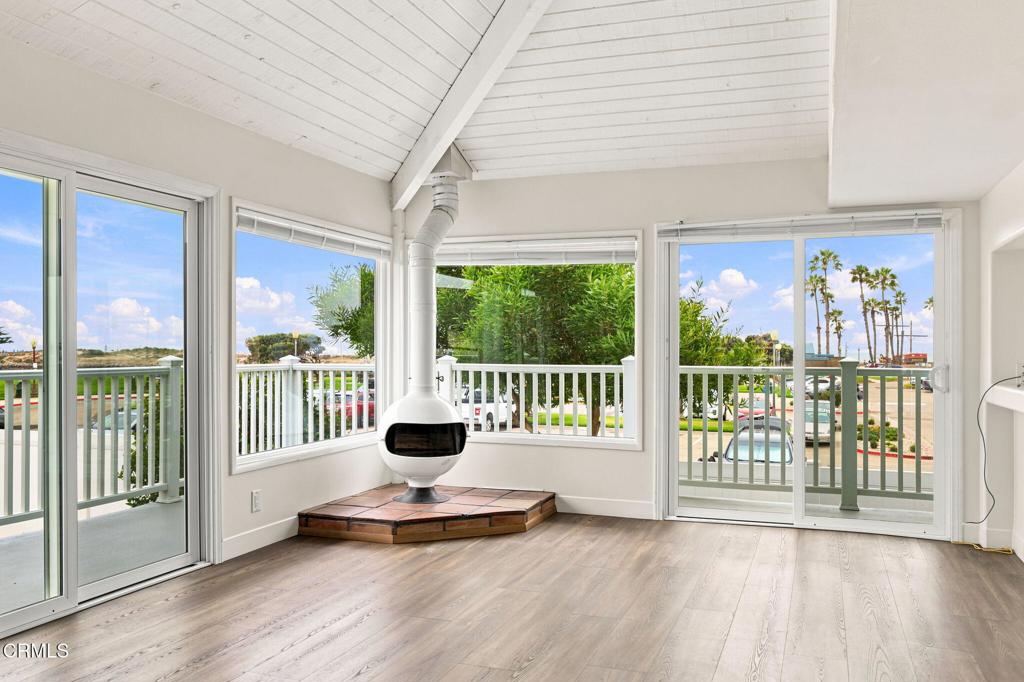 3089 Bayshore Avenue Property Photo 17
