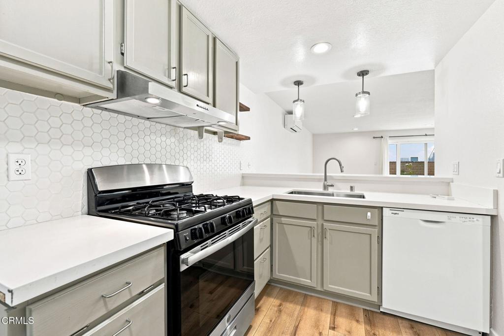 3089 Bayshore Avenue Property Photo 40