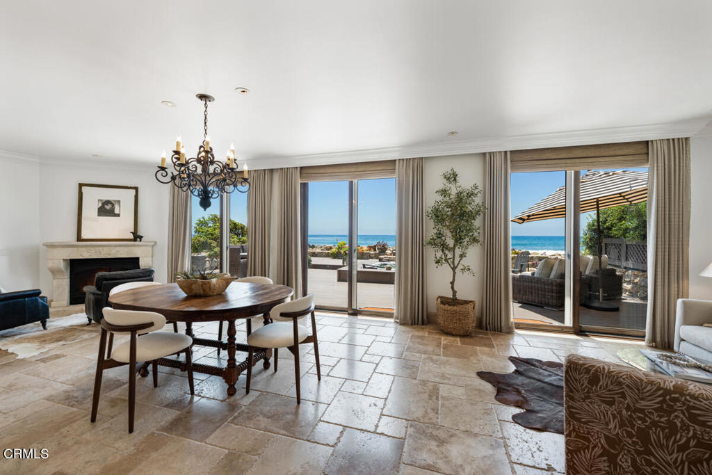 5390 Rincon Beach Park Drive Property Photo 4