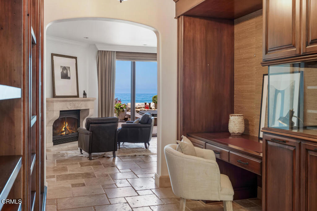 5390 Rincon Beach Park Drive Property Photo 13