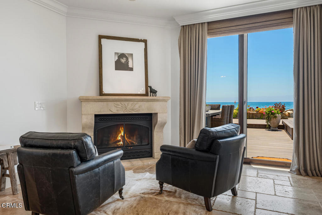 5390 Rincon Beach Park Drive Property Photo 15