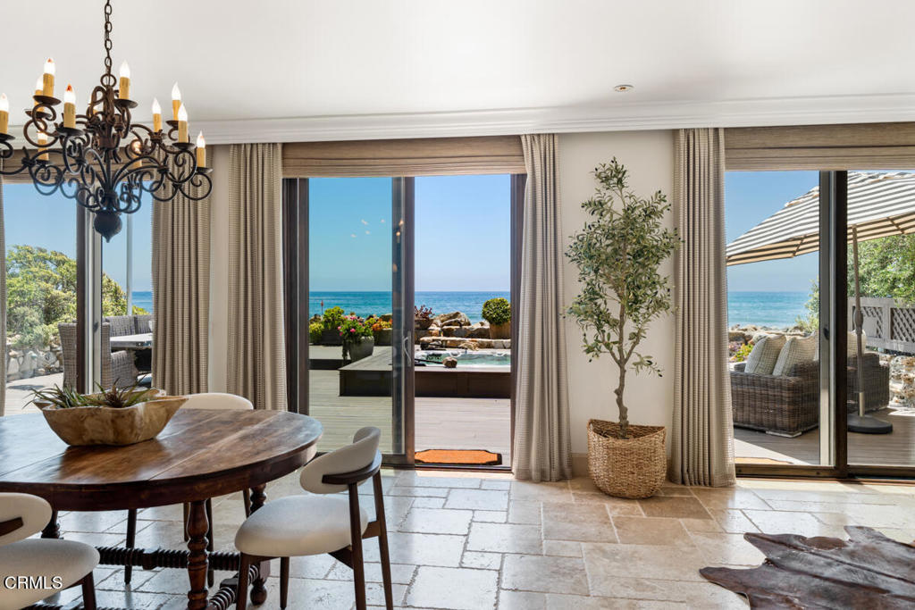 5390 Rincon Beach Park Drive Property Photo 18