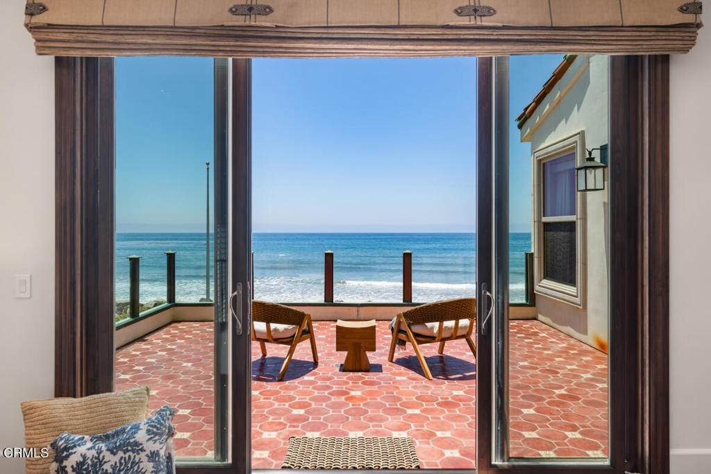 5390 Rincon Beach Park Drive Property Photo 30