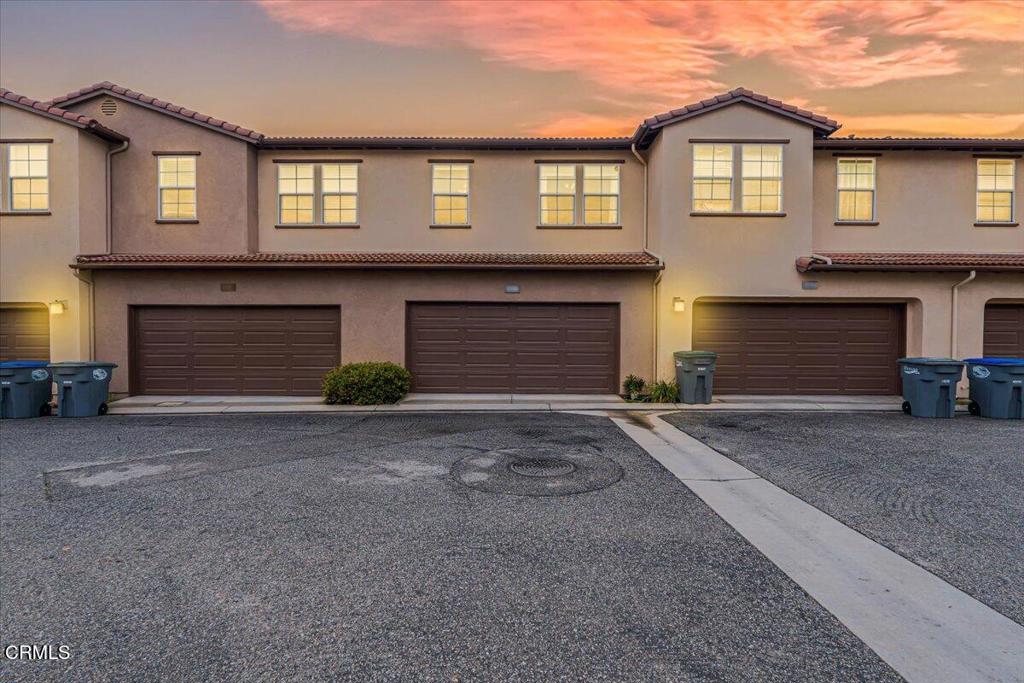 3027 N Oxnard Boulevard Property Photo 41