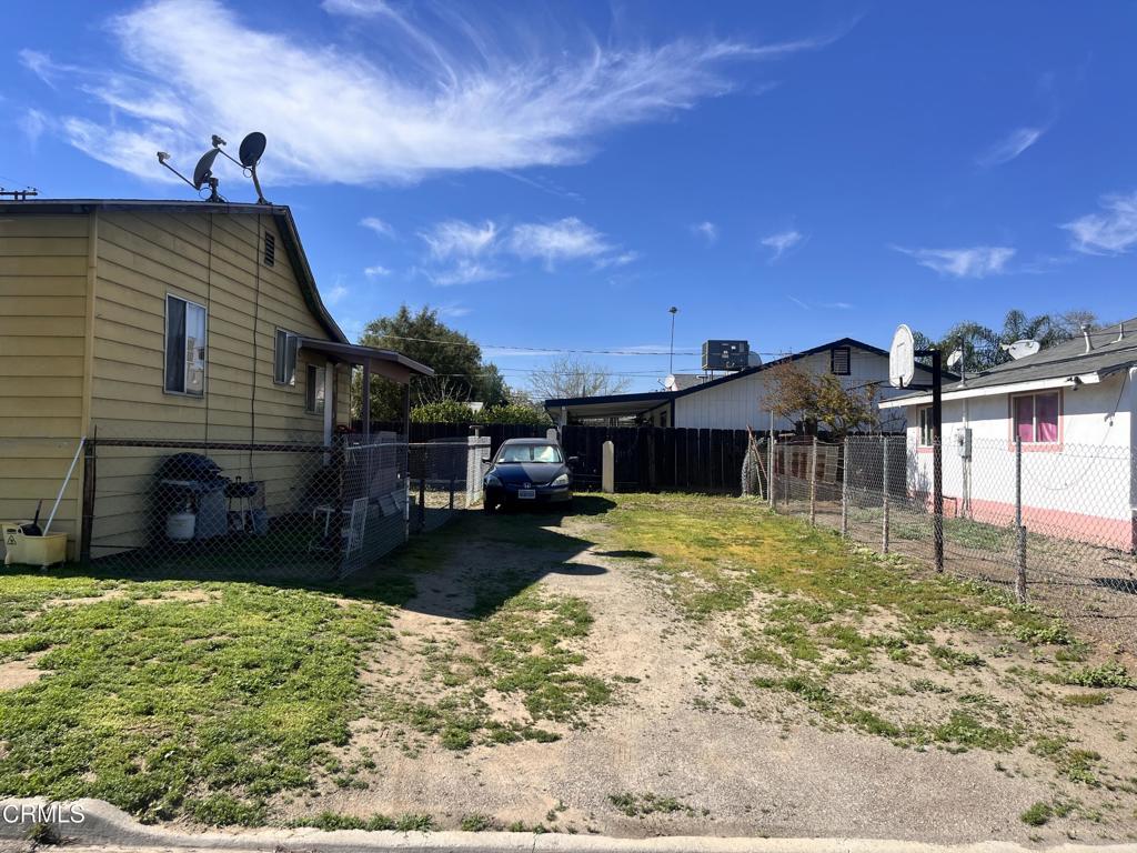 296 E Coolidge Street Property Photo 5