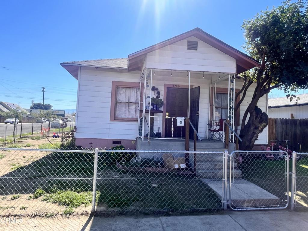 296 E Coolidge Street Property Photo 6