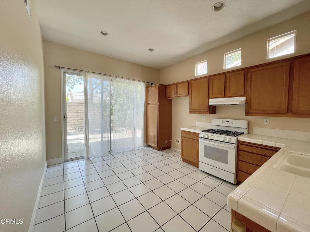 425 Calle Mirasol Property Photo 7