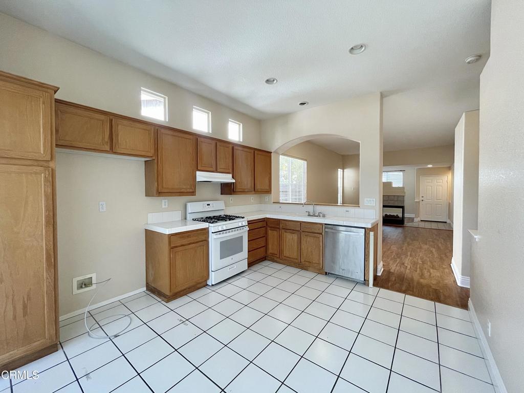 425 Calle Mirasol Property Photo 8