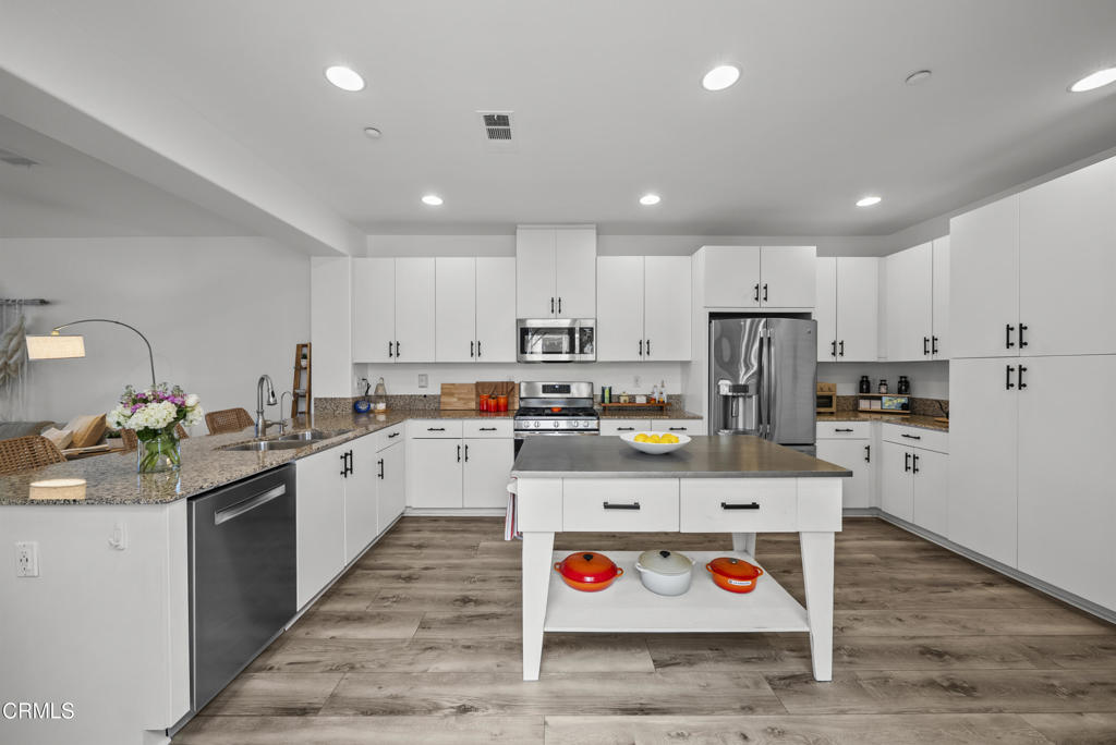 731 Forest Park Boulevard Property Photo 1