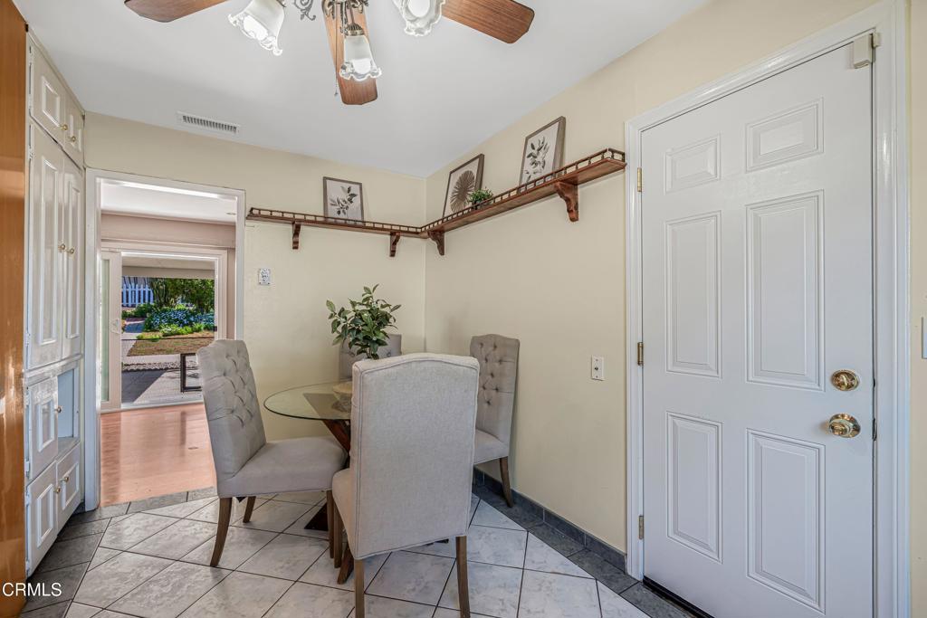 1485 E Avenida De Los Arboles Property Photo 11