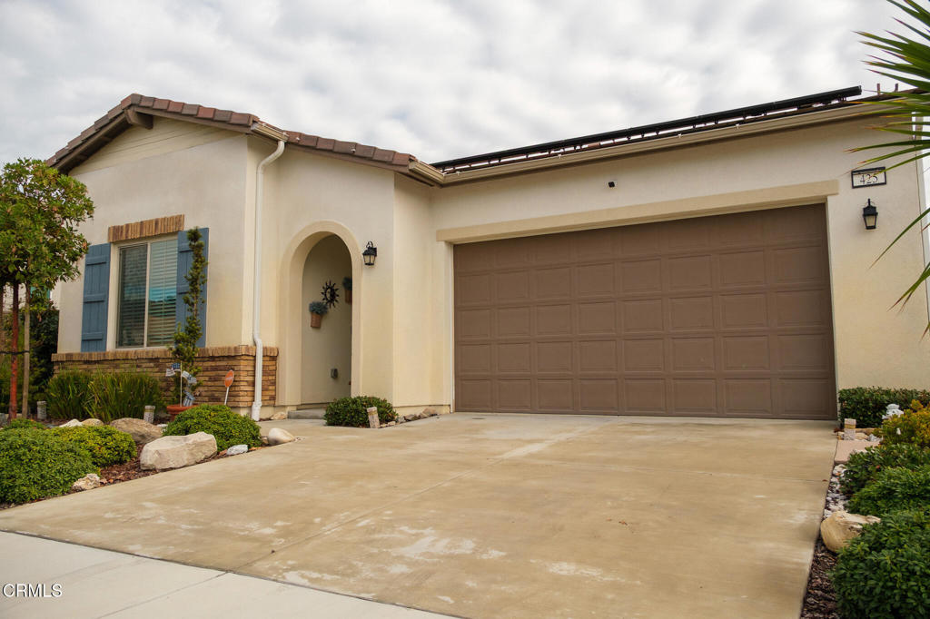 425 Eureka Drive Property Photo 2