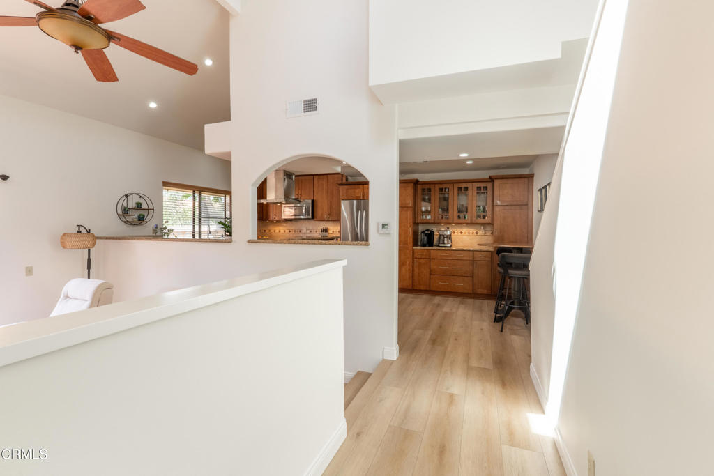211 N Carillo Road E Property Photo 4
