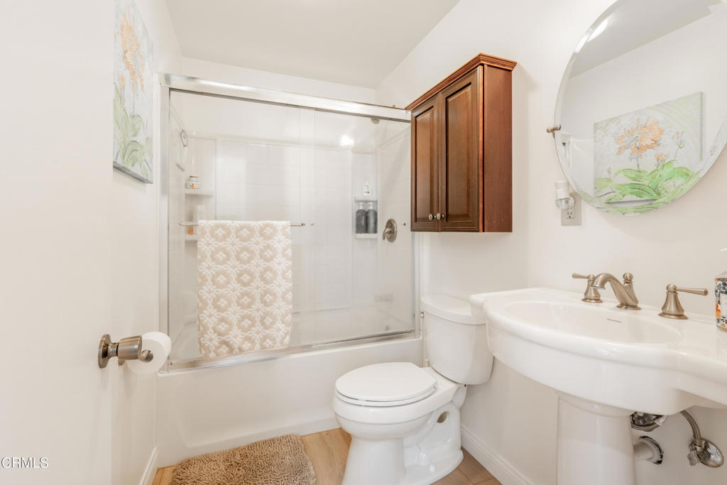 211 N Carillo Road E Property Photo 7