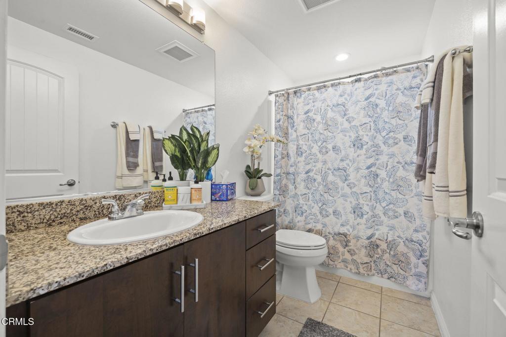 351 Riverpark 301 Property Photo 20