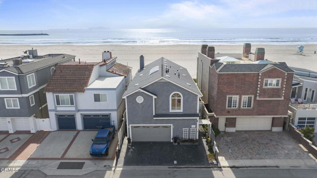3541 Ocean Drive Property Photo