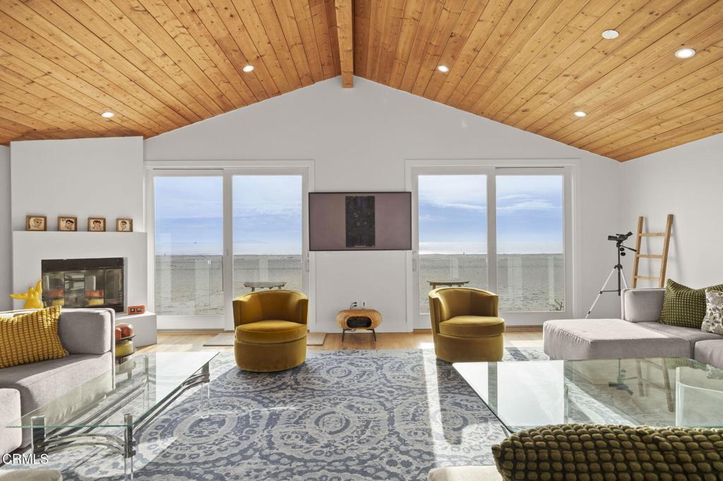 3541 Ocean Drive Property Photo 18