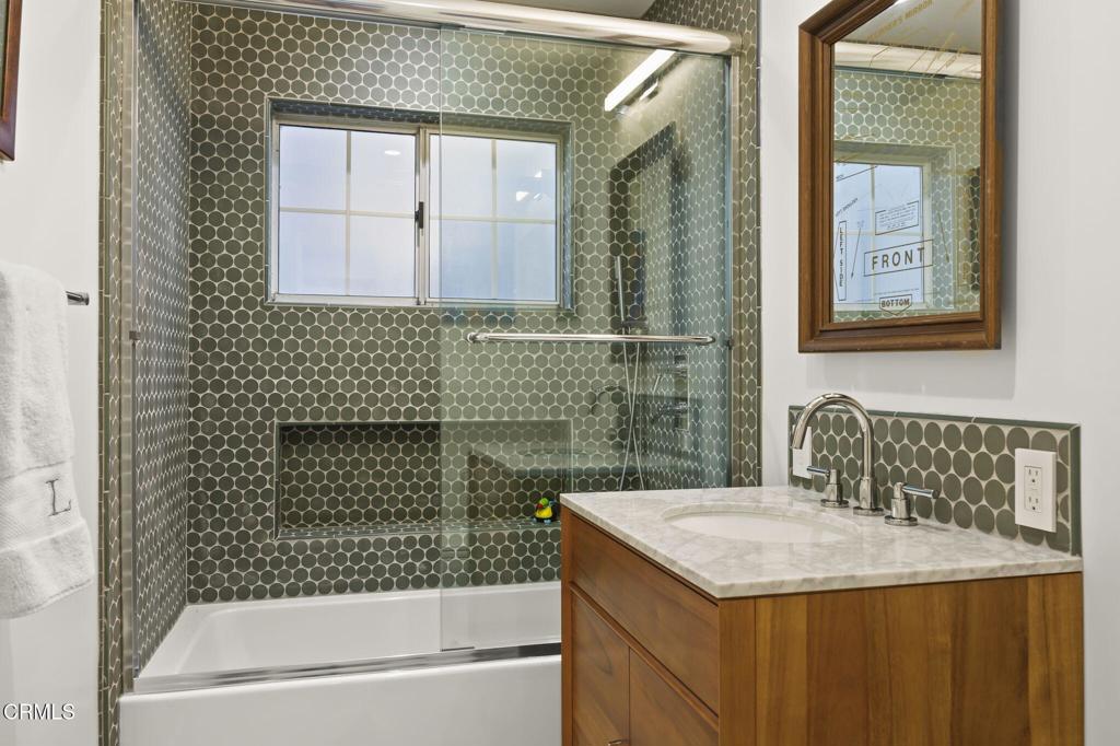 3541 Ocean Drive Property Photo 32