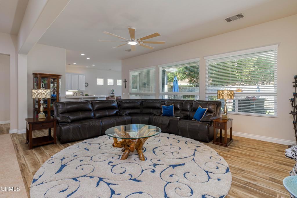 9906 Cinderella Avenue Property Photo 8
