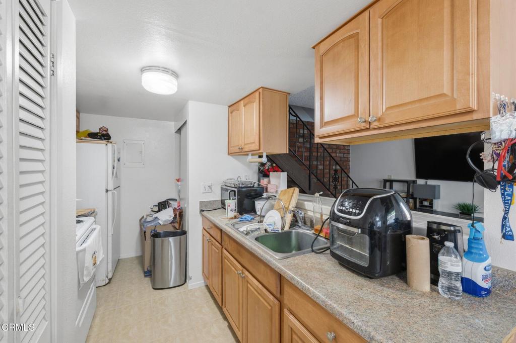 2643 Sextant Avenue Property Photo 4