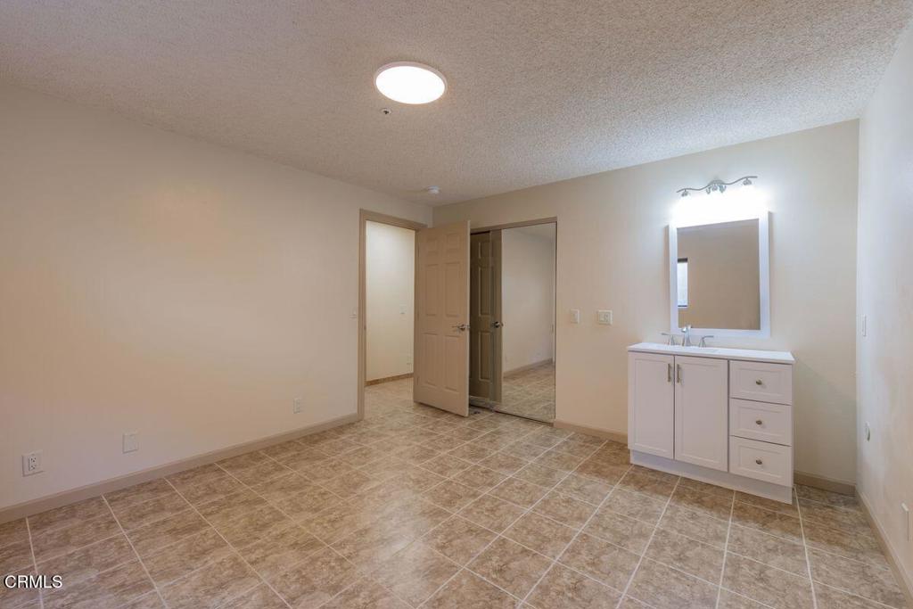 2999 Valley Meadow Drive Property Photo 22
