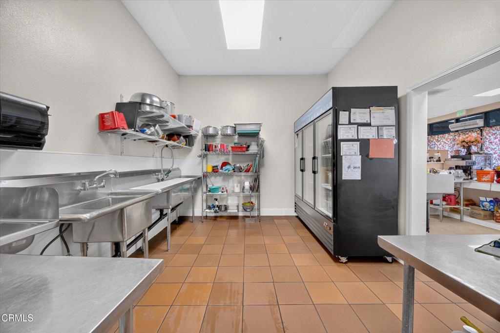 414 W Tehachapi Boulevard J Property Photo 14