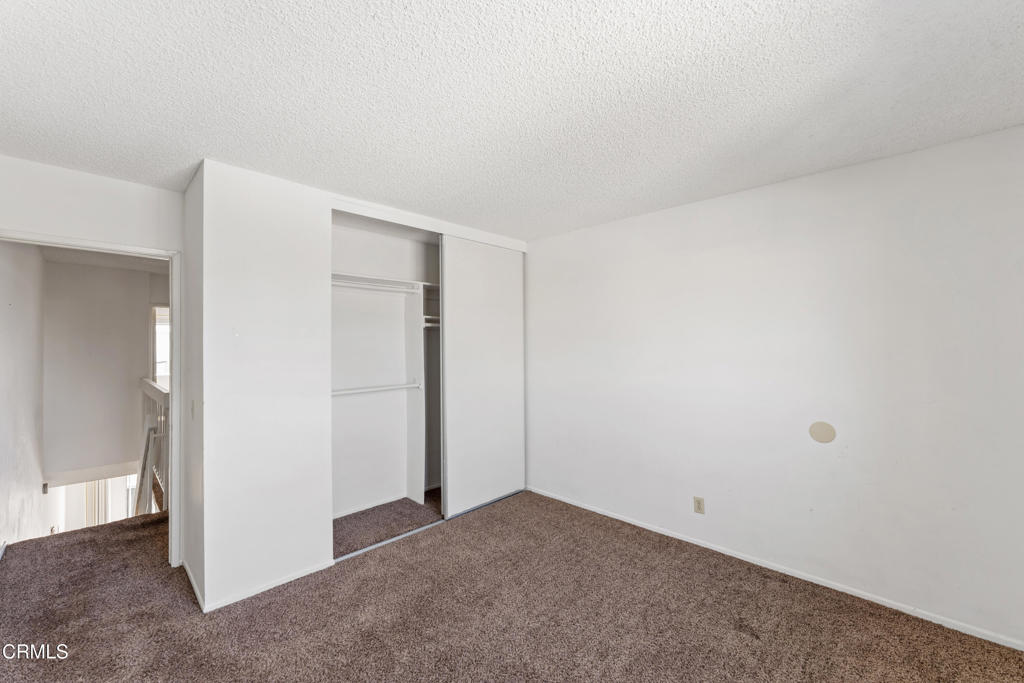 246 E Surfside Drive Property Photo 12