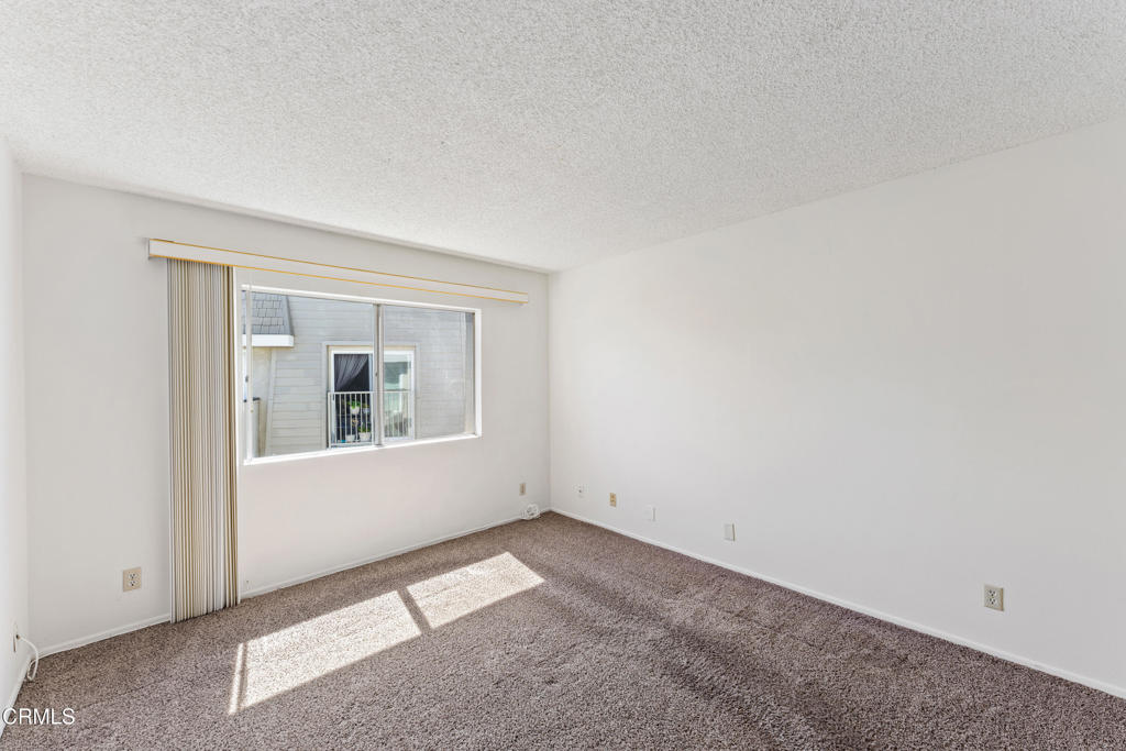 246 E Surfside Drive Property Photo 13