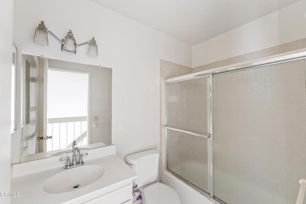 246 E Surfside Drive Property Photo 18