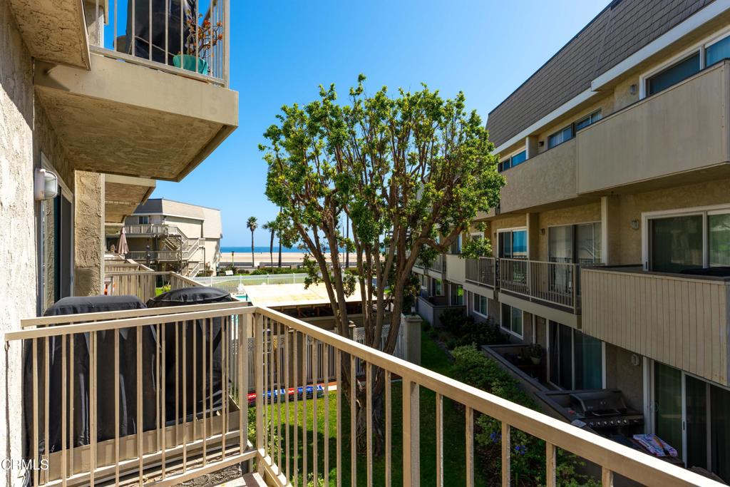 246 E Surfside Drive Property Photo 19